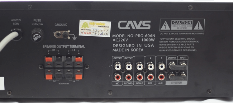 Do cắm sai cổng kết nối