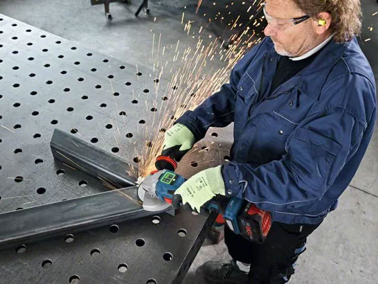 Máy mài góc Bosch GWS 18V-15 SC (Solo chưa pin, sạc)