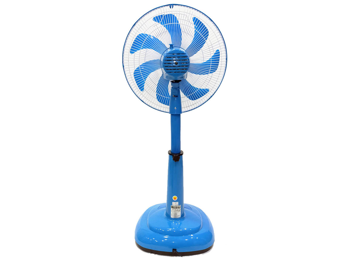 Quạt lỡ thân nhựa YANFAN L828