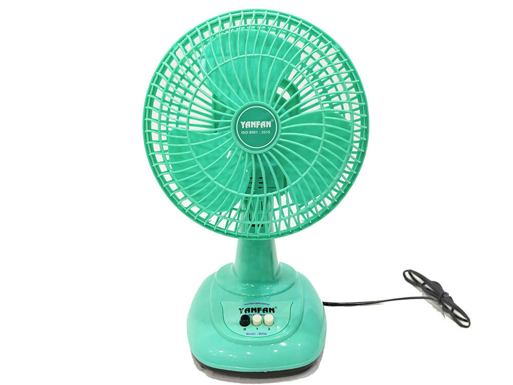 Quạt bàn mini YANFAN B202 (lồng nhựa)