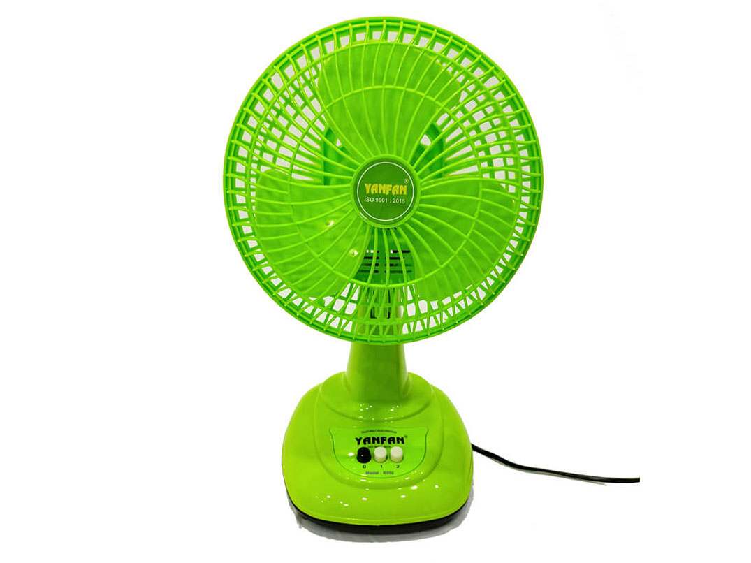 Quạt bàn mini YANFAN B202 (lồng nhựa)