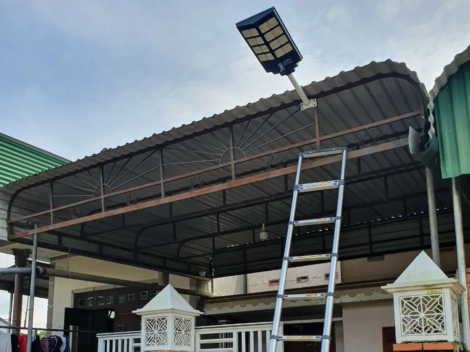 Đèn đường liền thể đôi năng lượng mặt trời Solar Light JD-9400 ̣̣(400W) (MK-662400)