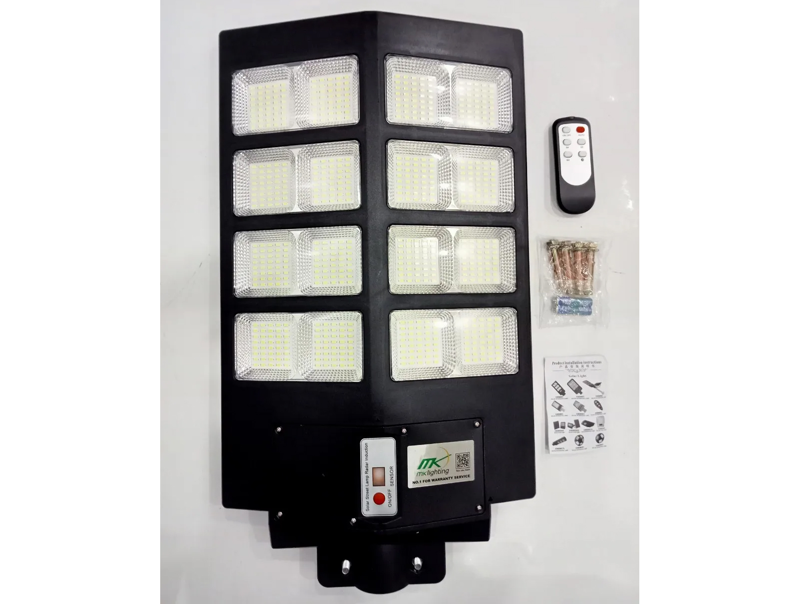 Đèn đường liền thể đôi năng lượng mặt trời Solar Light JD-9400 ̣̣(400W) (MK-662400)