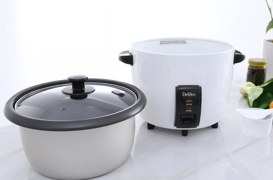 Nồi cơm điện Delites có chức năng nấu cơm cơ bản