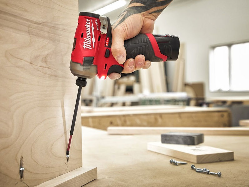 Thân máy vặn vít thủy lực Milwaukee M12 FQID-0C (chưa pin, sạc)