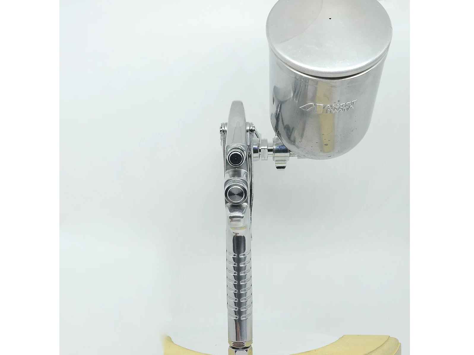 Súng phun sơn Anest Iwata W77-3G