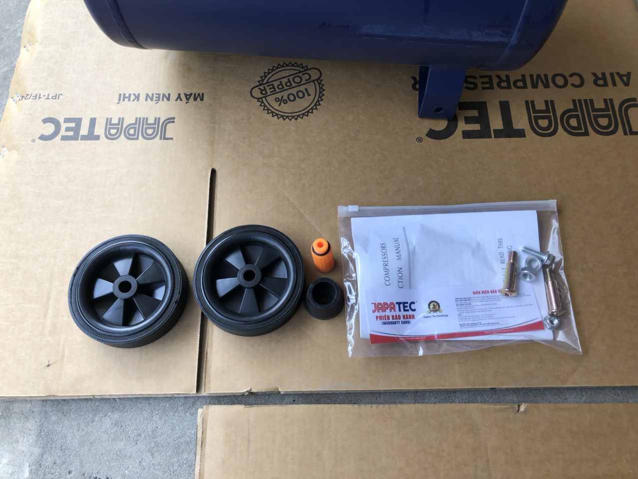 Máy nén khí 24L Japatec JPT-2/24L