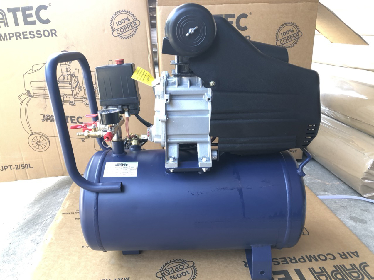 Máy nén khí 24L Japatec JPT-2/24L