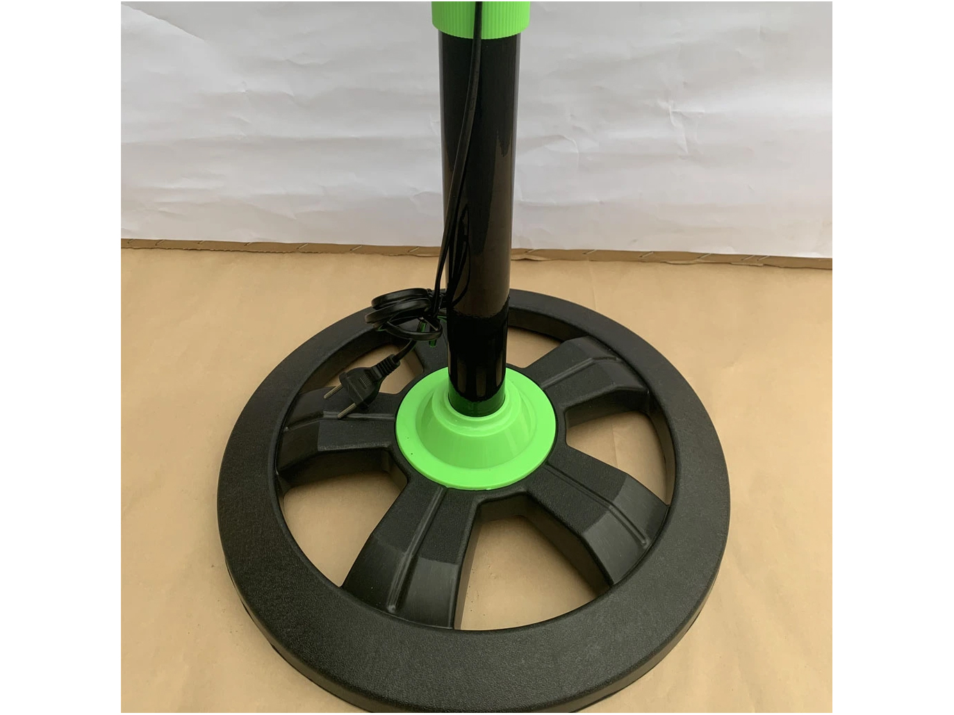 Quạt lỡ công nghiệp Chefman B4 CM-D401 (47W, sải cánh 400mm)