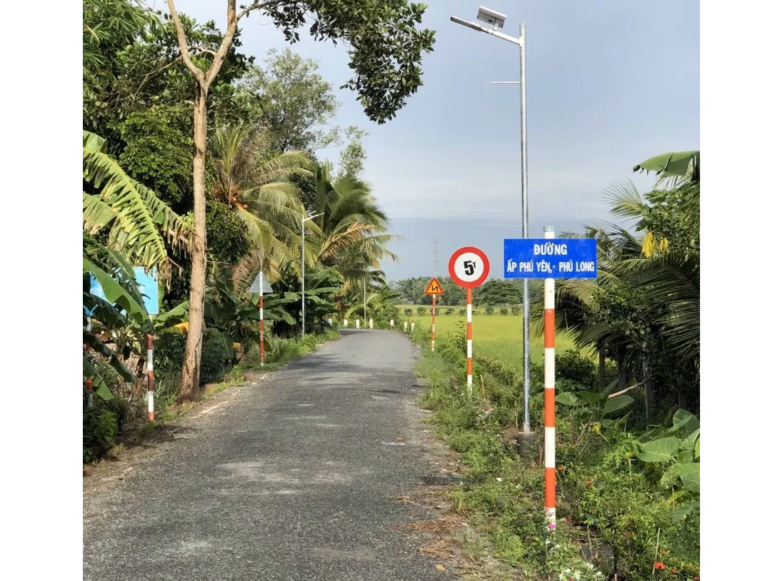 Đèn đường năng lượng mặt trời 100W Jindian JD-399