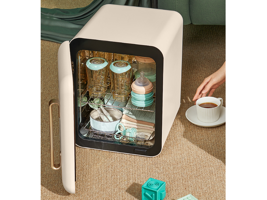 Máy tiệt trùng sấy khô UVC LED Fatzbaby FB4707CYB (22 lít)