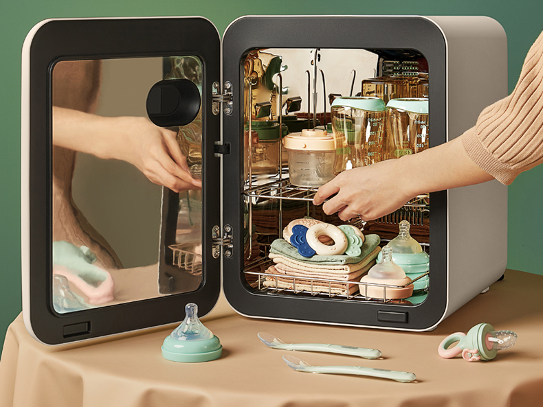 Máy tiệt trùng sấy khô UVC LED Fatzbaby FB4707CYB (22 lít)