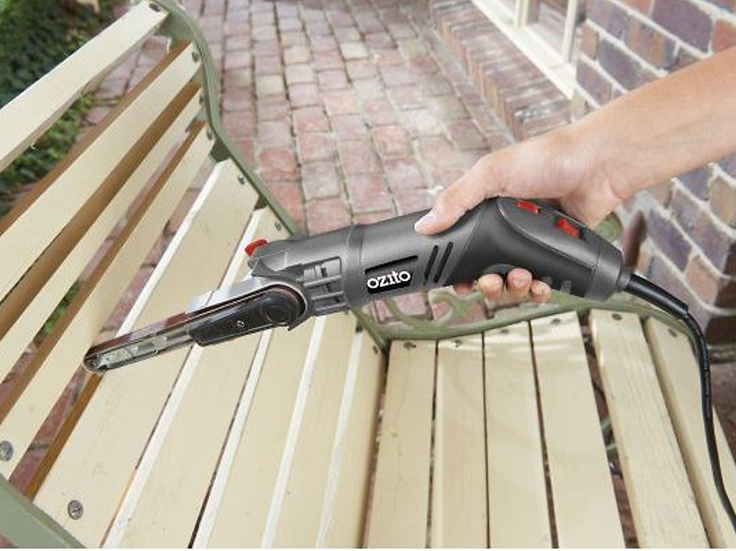 Máy chà nhám đai nhỏ Ozito FSR-3000