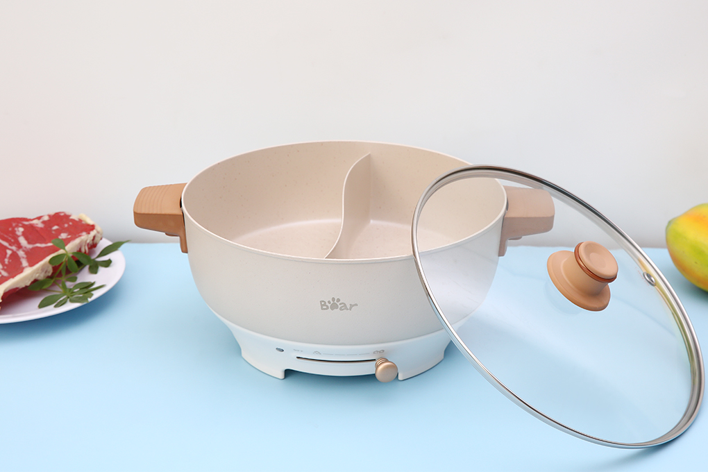 Nồi lẩu điện uyên ương Bear DHG-C50K1 - 5 lít