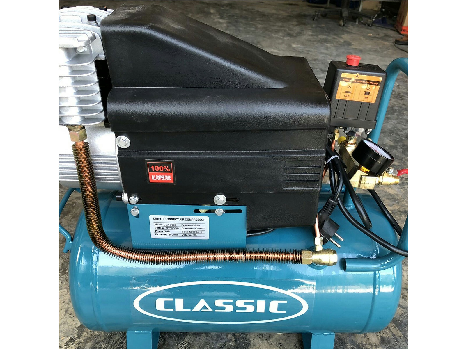 Máy nén khí có dầu Classic CLA-3030 (3HP, 30 lít)