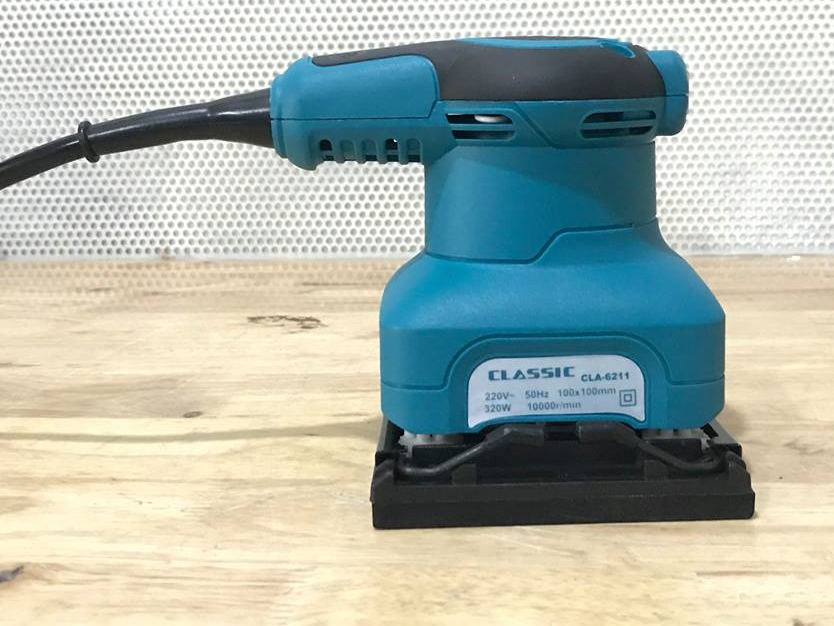 Máy chà nhám rung hình vuông Classic CLA-6211