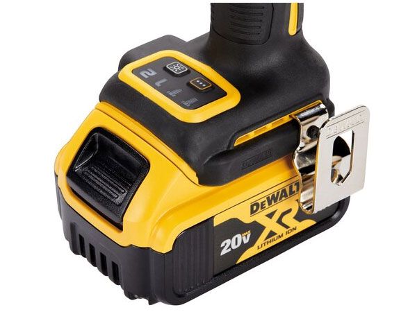 Máy siết bu lông dùng pin 20V Max DeWalt DCF921P2