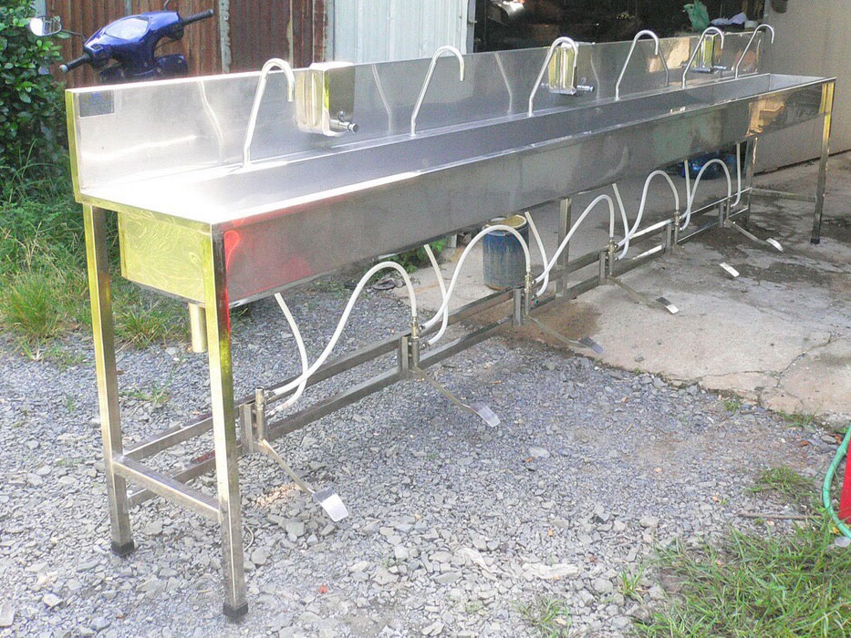 Vòi đạp chân inox 304 Sokimi SM03