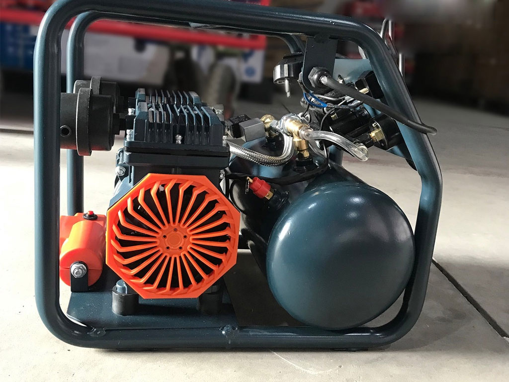 Máy nén khí nhanh 8 lít BTEC BT208FA