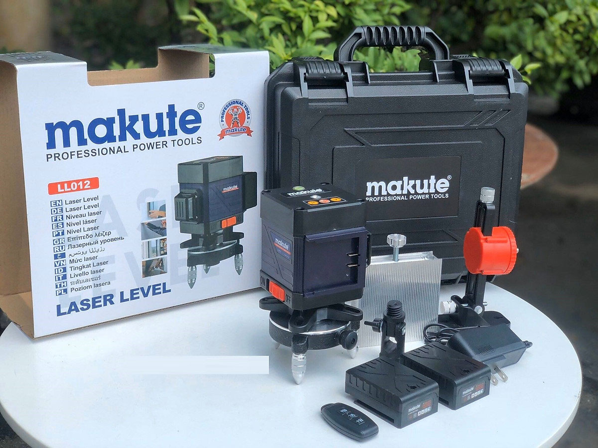 Máy cân bằng laser 12 tia xanh Makute LL012 (có điều khiển từ xa)