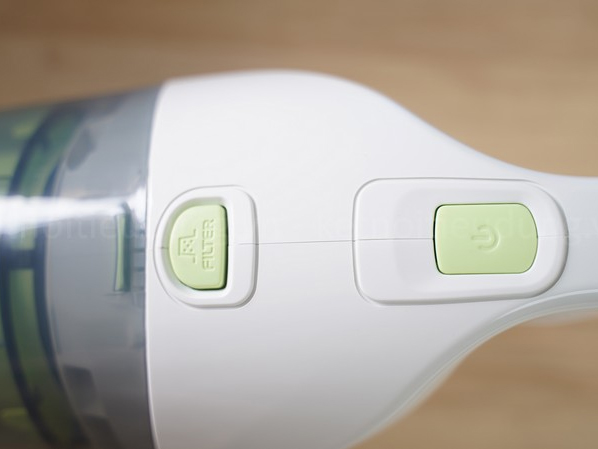 Máy hút bụi dùng pin Black&Decker WD7201G-B1