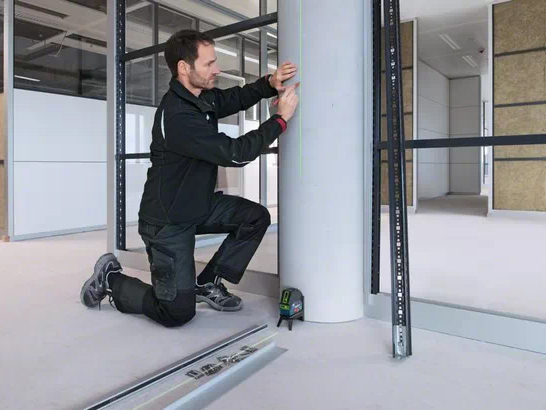 Máy cân mực tia laser Bosch GCL 2-15 G (tia xanh)