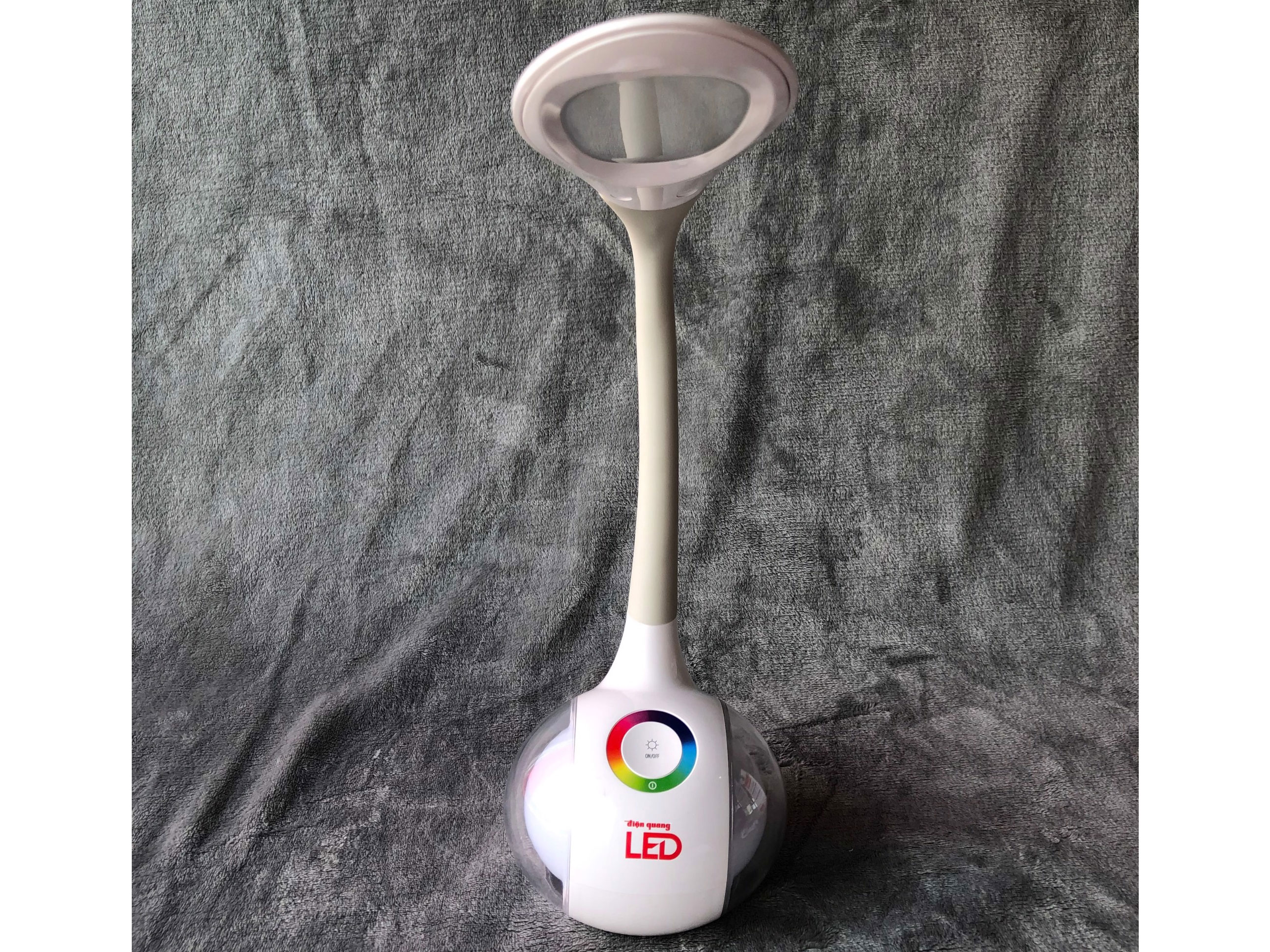 Đèn bàn LED bảo vệ thị lực Điện Quang ĐQ LDL06 5W