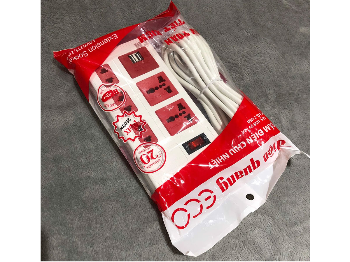 Ổ cắm Điện Quang ECO ĐQ ESK 2WR 5ECO 2A