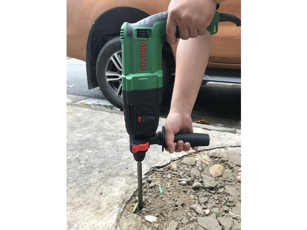 Máy khoan bê tông Toyoko TYK2-26