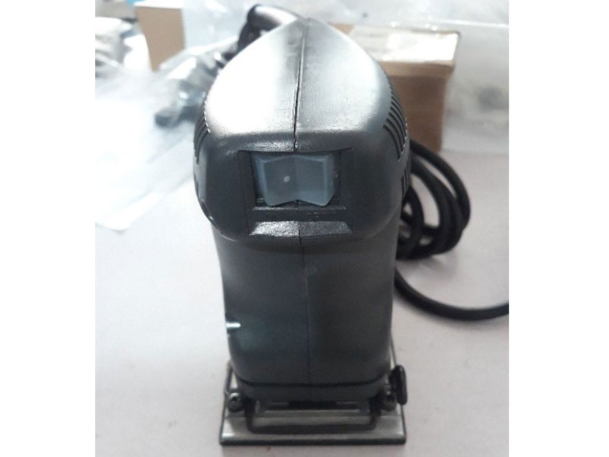 Máy chà nhám cầm tay 550W Kyocera AS550