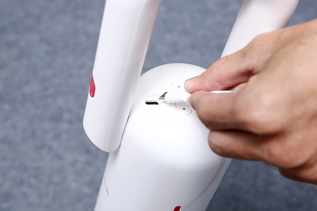 Máy hút bụi không dây Deerma VC01