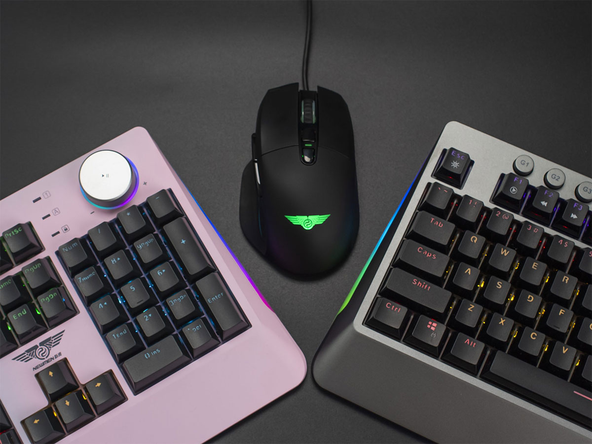 Bàn phím quang cơ Newmen M700 RGB Hotswap