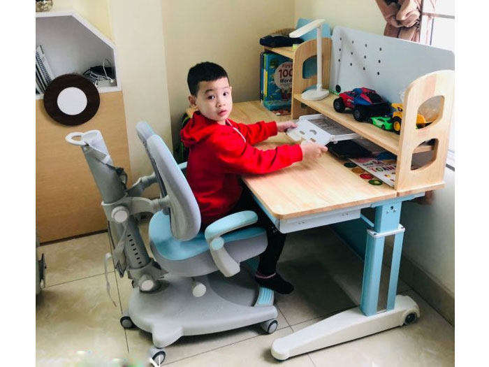 Bàn học thông minh chống gù chống cận Dolphin Dol-3 (120 x 65 cm)