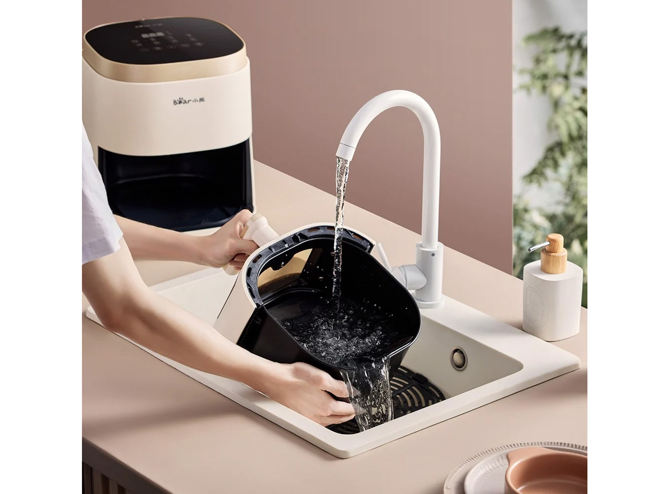 Nồi chiên không dầu Bear QZG-F15E3