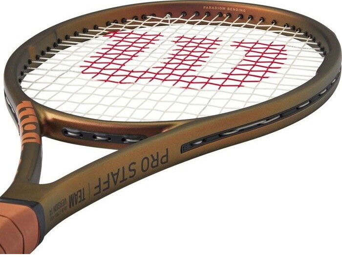 Vợt tennis Wilson Pro Staff team V14 FRM 2 WR136011U2