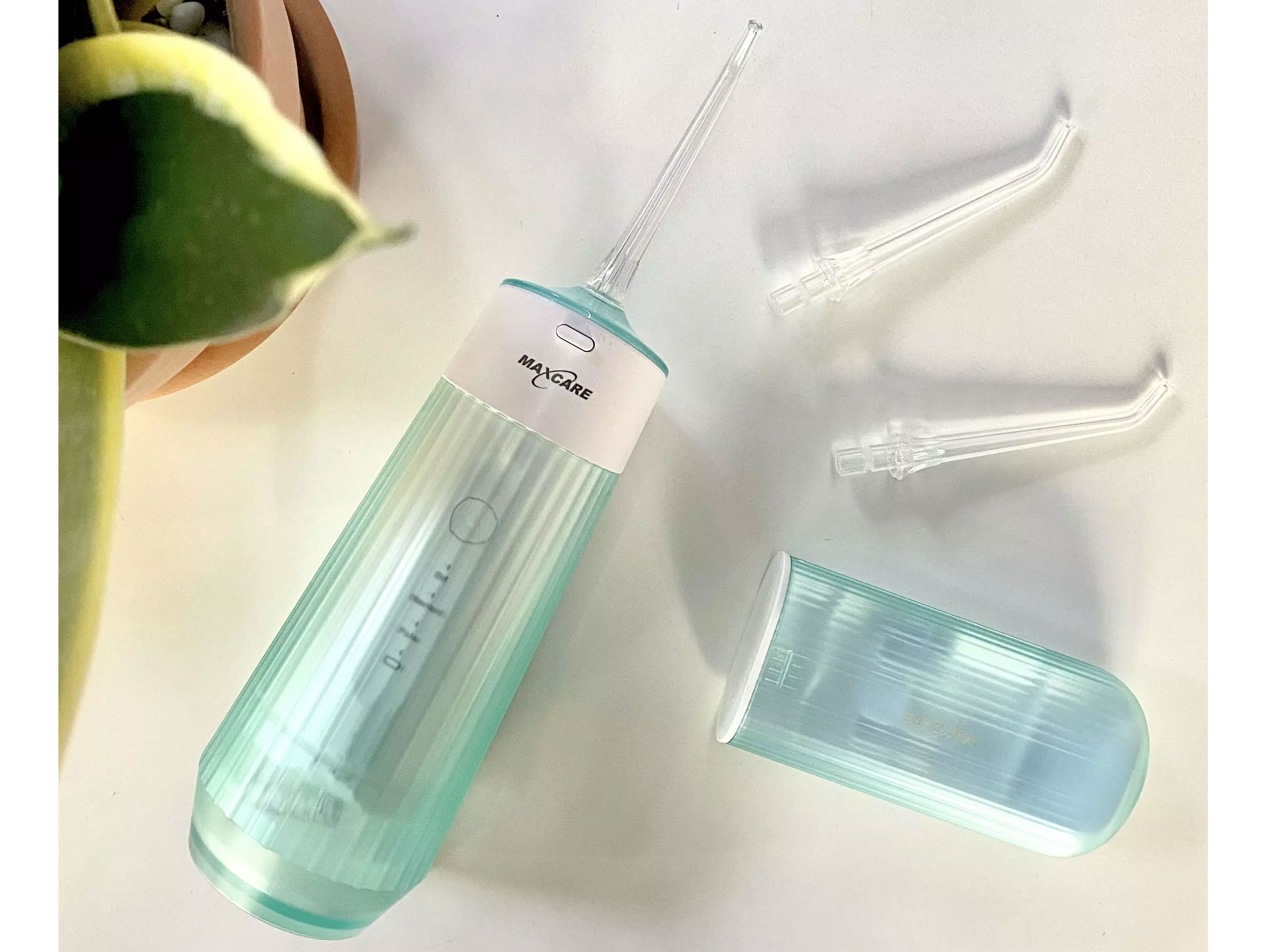 Máy tăm nước cầm tay Maxcare UltraSonic Max456P