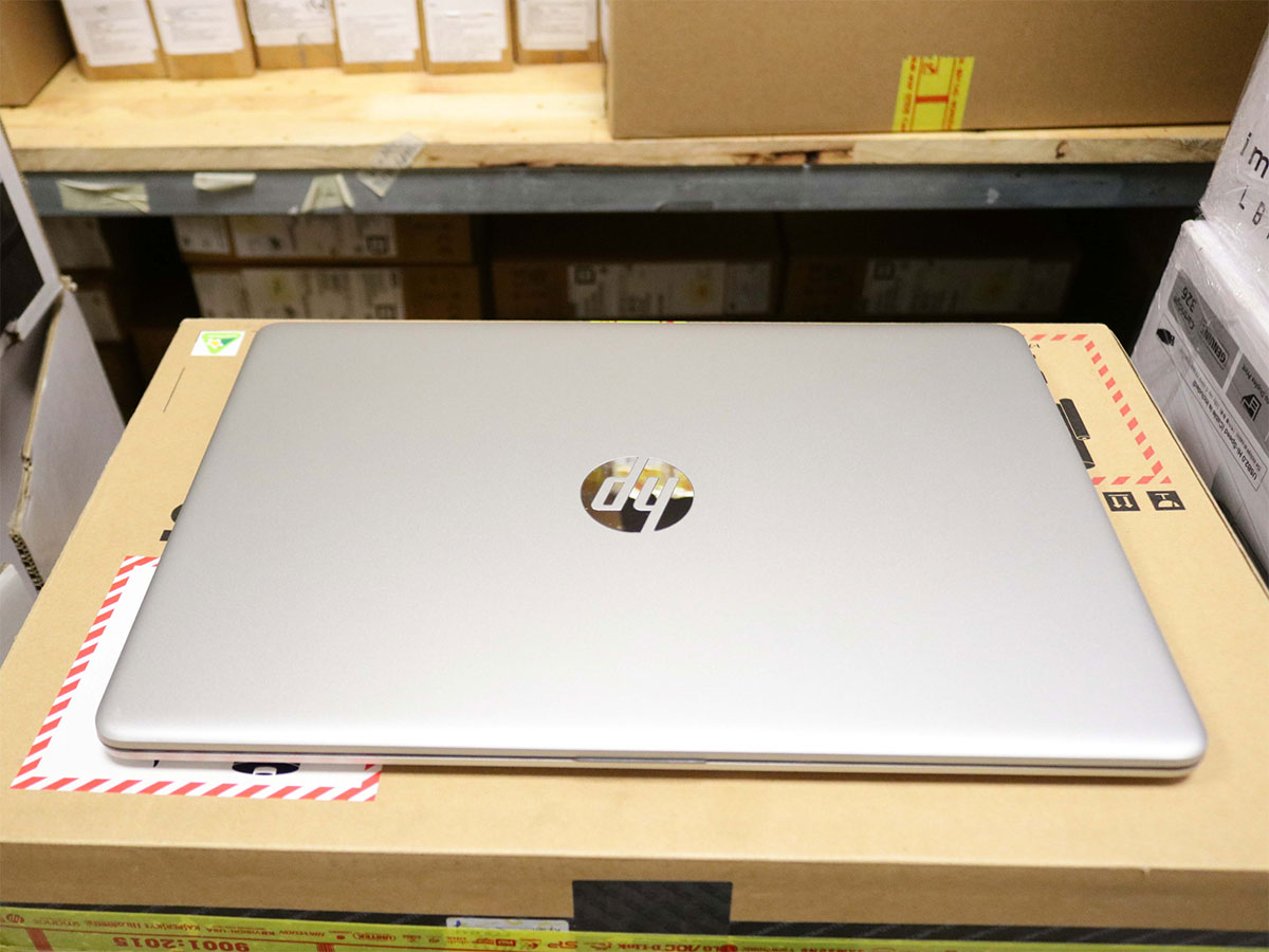 Máy tính xách tay HP 15S-FQ5163TU (7C135PA)