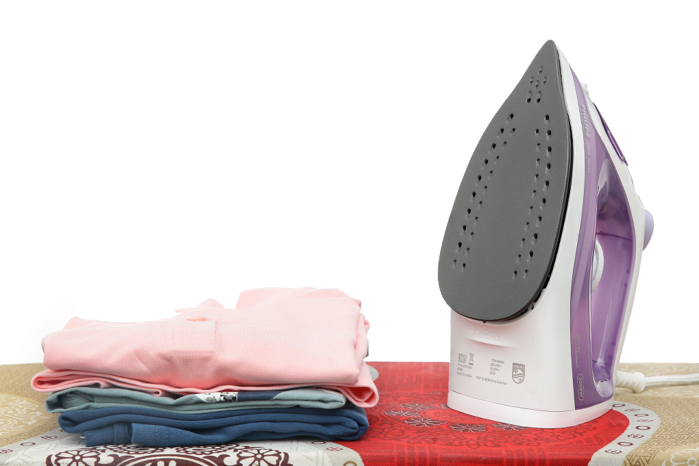 Bàn ủi hơi nước Philips DST1040/30 2.000W