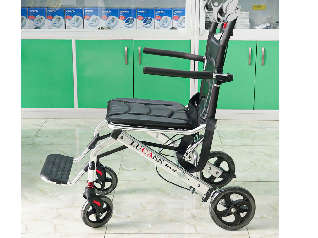 Xe lăn du lịch xách tay Lucass X-963/X-69 siêu nhỏ gọn