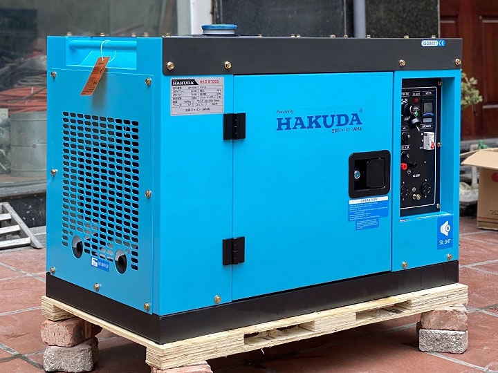 Máy phát điện chạy dầu 7KW Hakuda HKD8700X