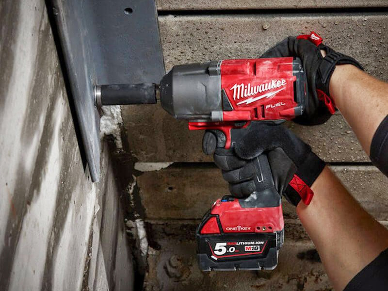 Máy siết bu lông Milwaukee M18 ONEFHIWF34-502X