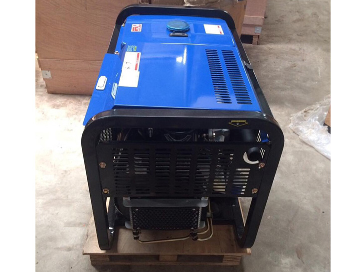 Máy phát điện 12 KVA 3 pha Hyundai DHY12500LE-3