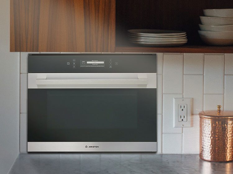 Lò vi sóng kết hợp nướng âm tủ Ariston 40L MP 796 IX A