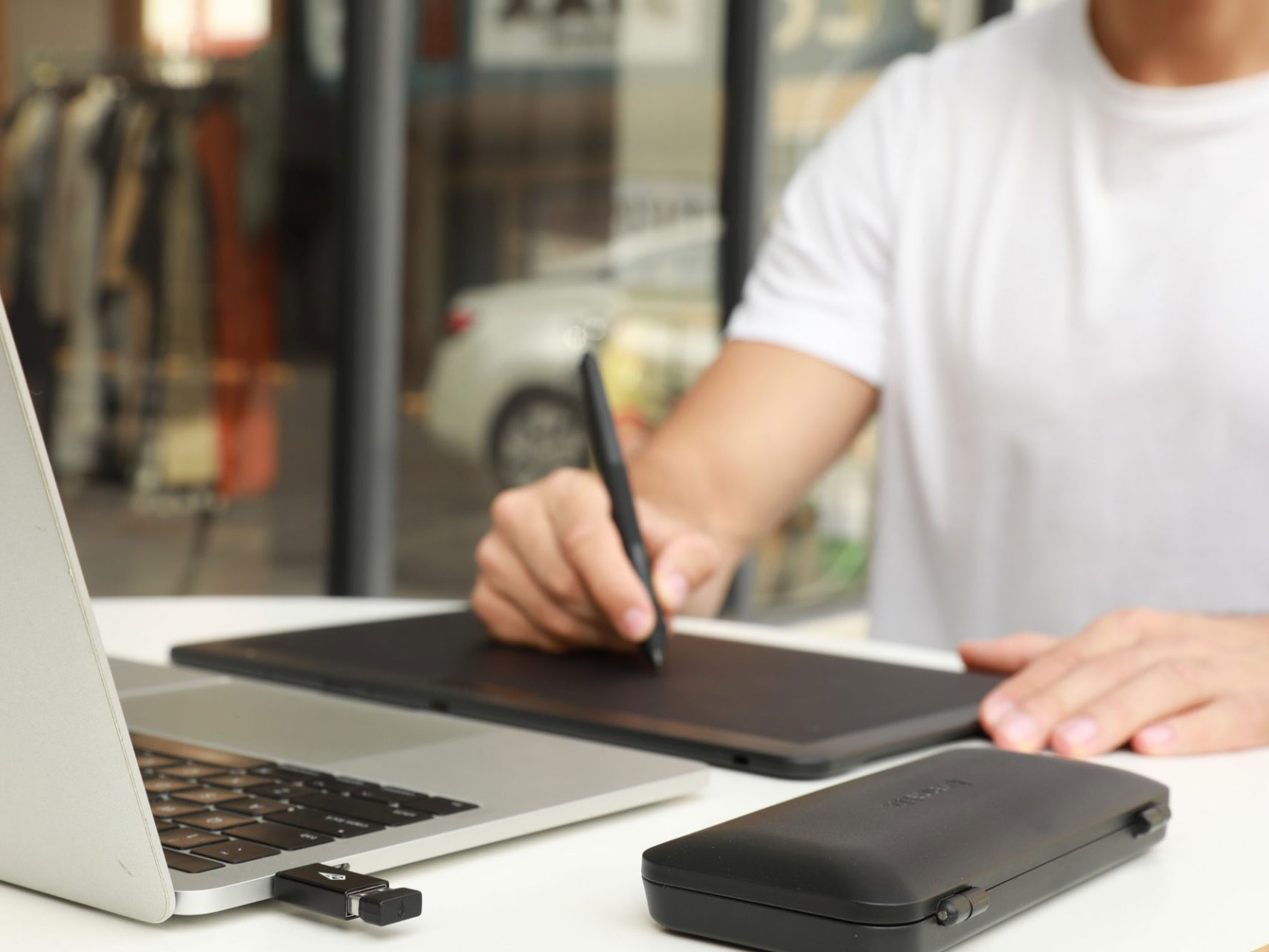 Bảng vẽ đồ họa Xencelabs Medium Bundle XMCTBMFRES (điều khiển Quick keys Wireless cảm ứng nghiêng)