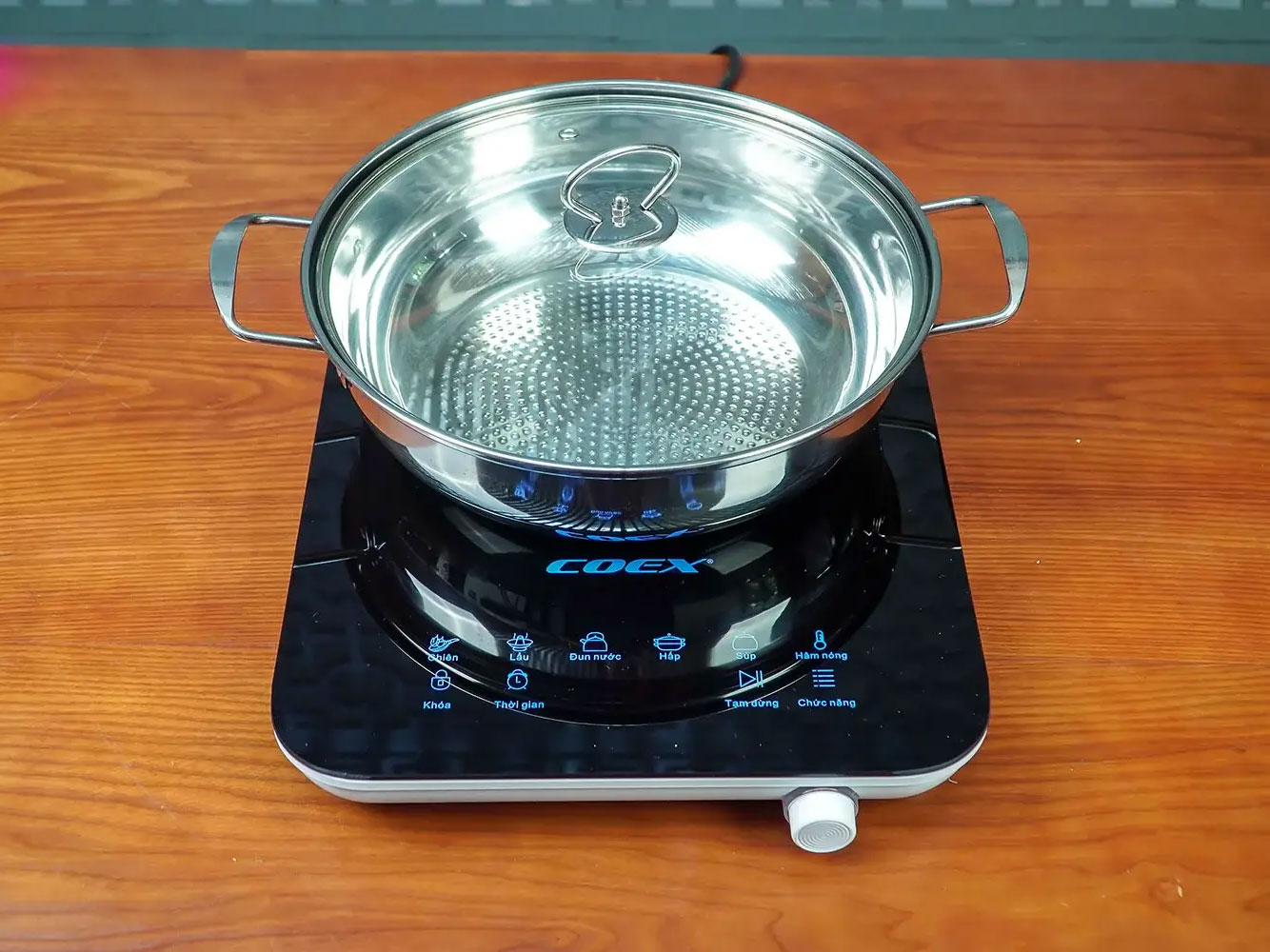 Bếp từ cảm ứng đa năng Coex CI-3308 (Kèm nồi lẩu)