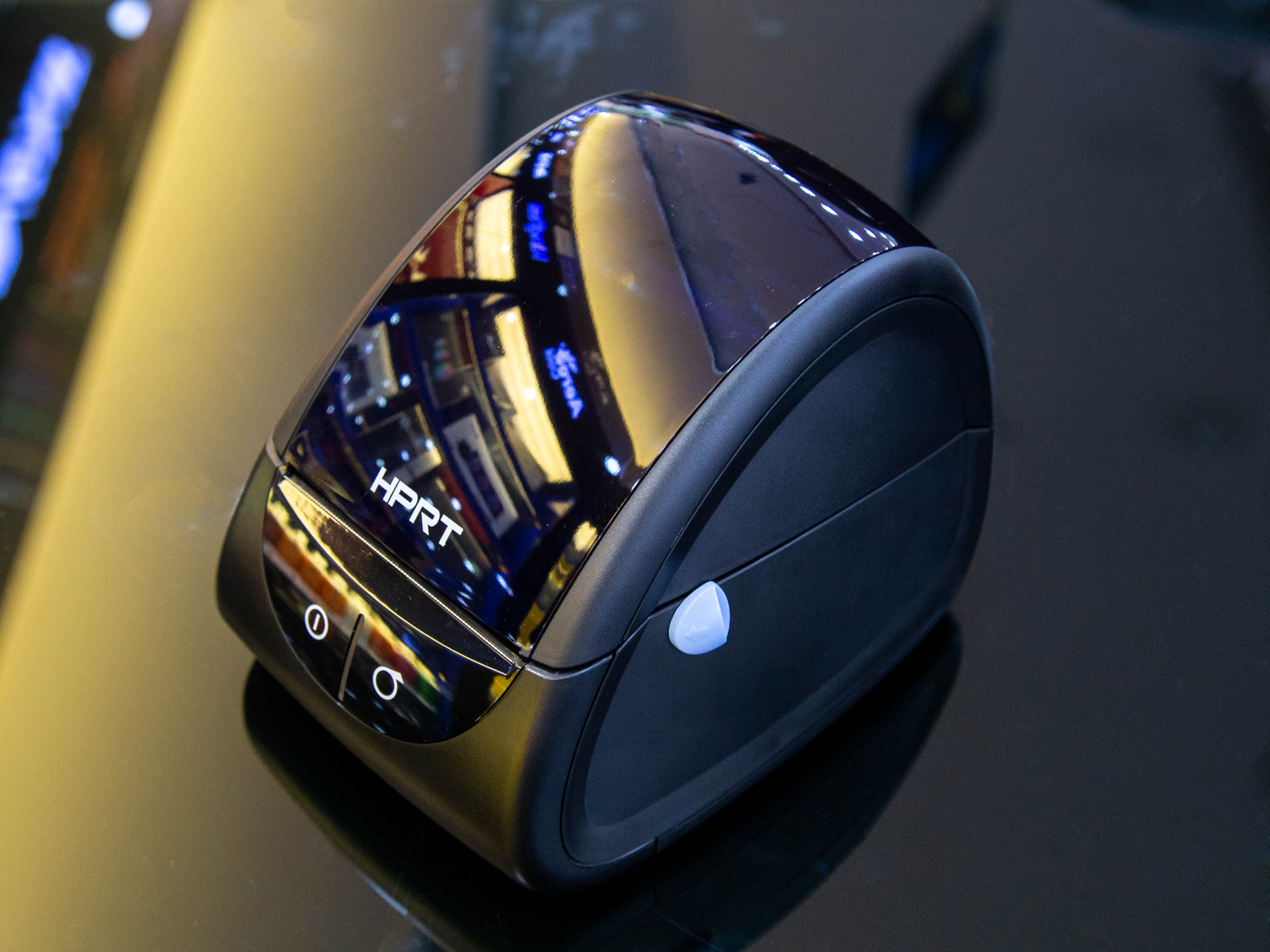 Máy in mã vạch HPRT LPQ80