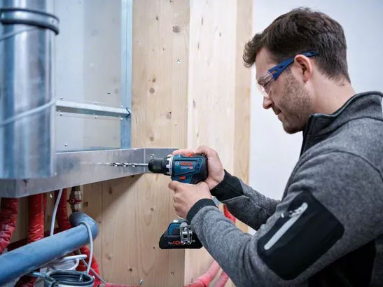 Máy khoan pin GSR 18V-90C Solo (06019K60L0) chưa pin, sạc