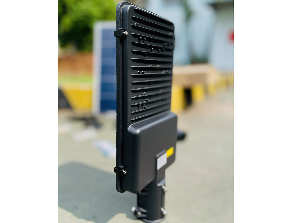 Đèn năng lượng mặt trời Kazaki KZ-SLT19-300W