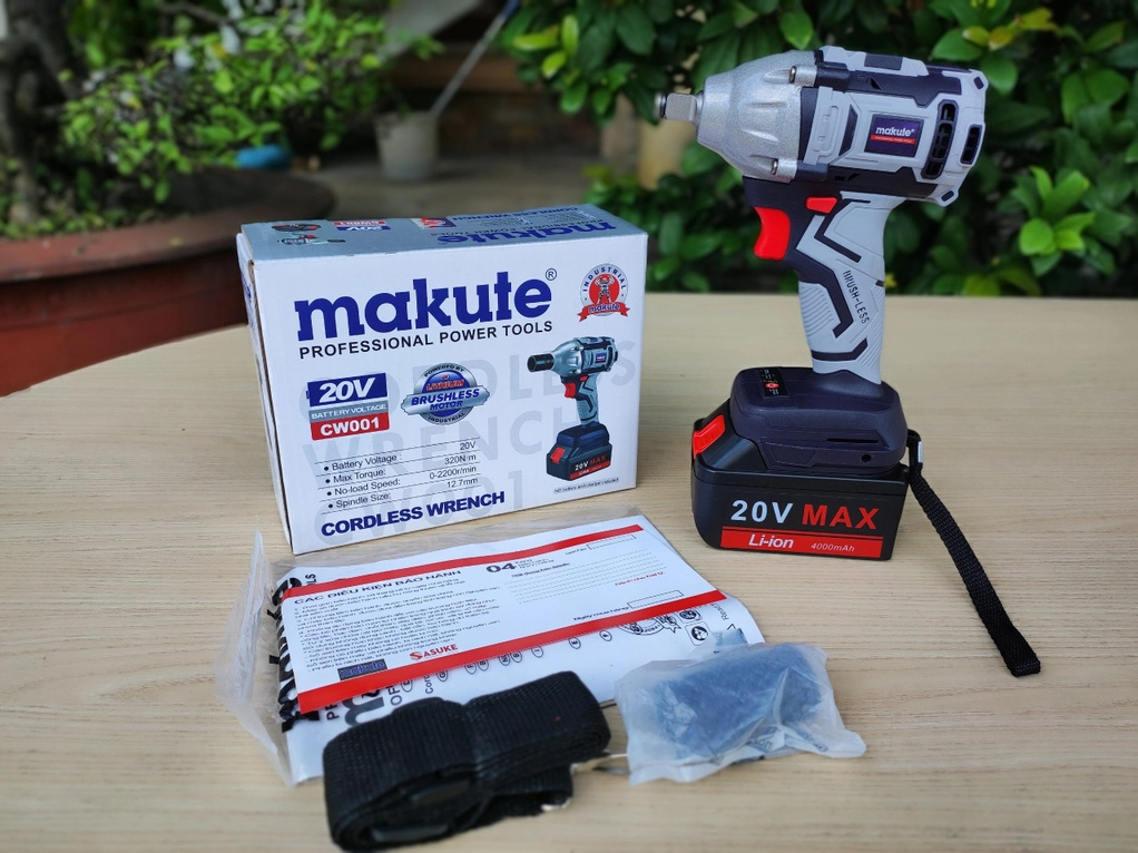 Máy bắn đai ốc dùng pin Makute CW001 (20V chưa pin, sạc)