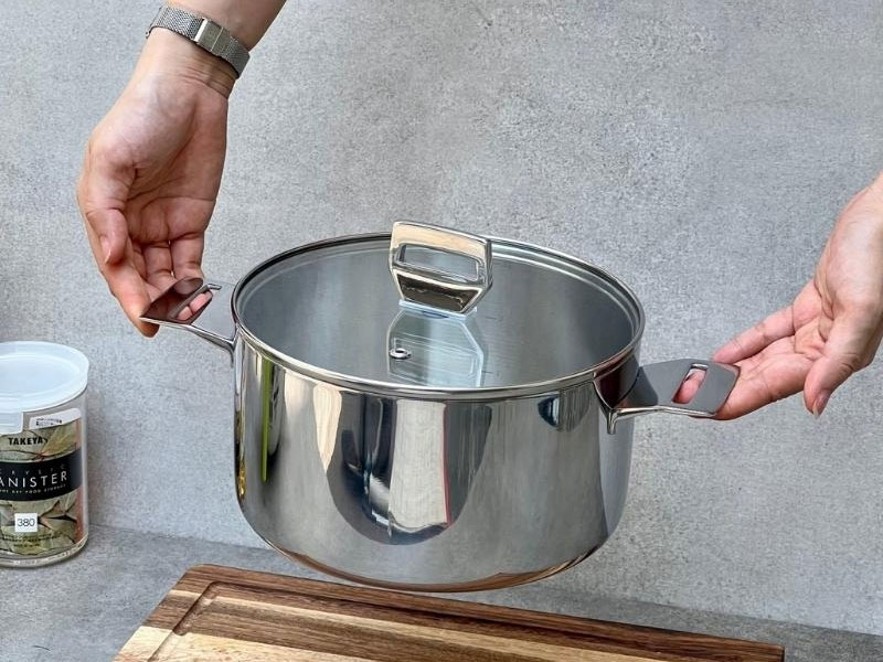 Nồi inox thân đáy liền 3 lớp Kaiyo size 20cm